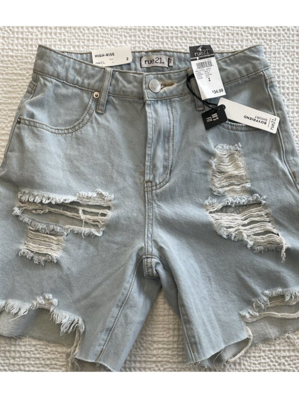 NWT  Y2K Rue21 Boyfriend Short  Jean Shorts Distressed Cut Off High Rise size 2